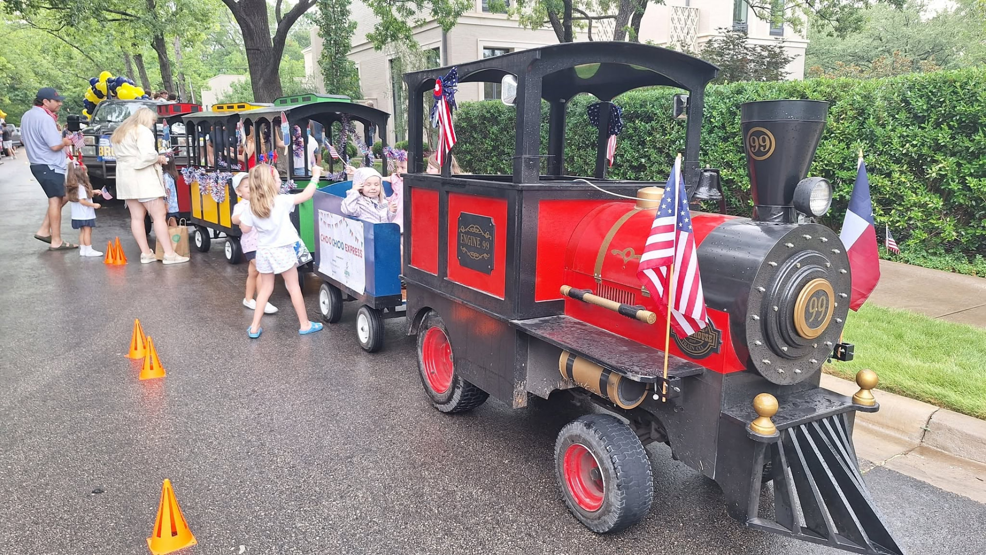 Guests lining up to ride the Choo Choo Express